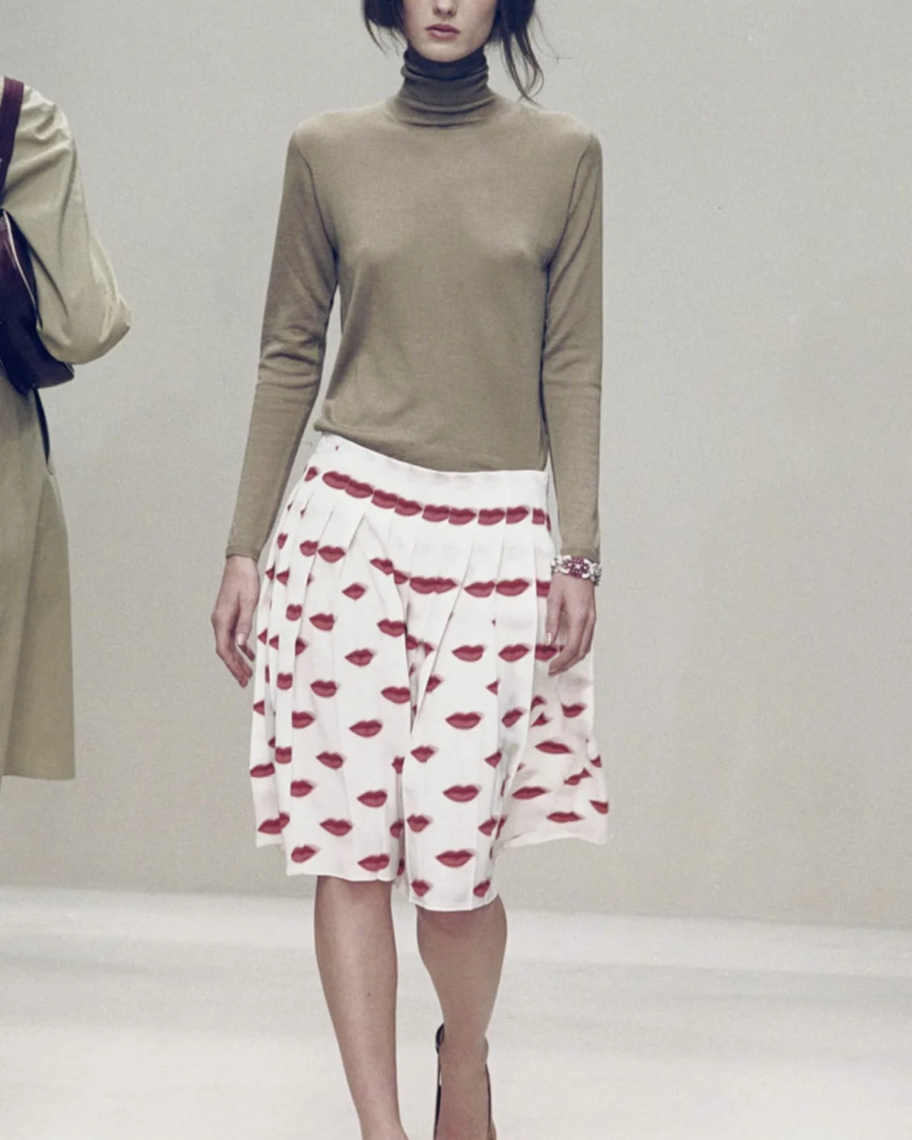 PRADAプラダ　スカート　リッププリント　唇　ウエストリボン PRADAプラダ スカート リッププリント 唇 ウエストリボン